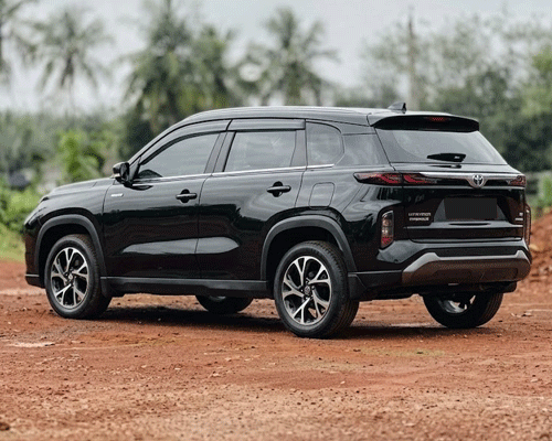 Toyota Hyryder G - Black