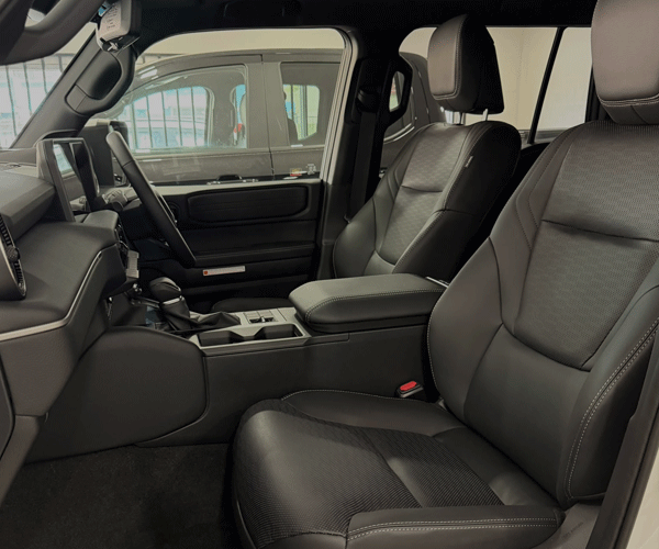 Toyota Prado Kakadu - White